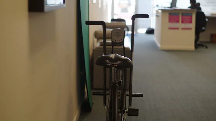 Accident & Injury Chiropractic Dallas Central Picture 3