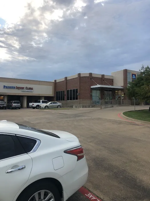 Premier Injury Clinics Mesquite - Auto Accident Chiropractic Picture 4