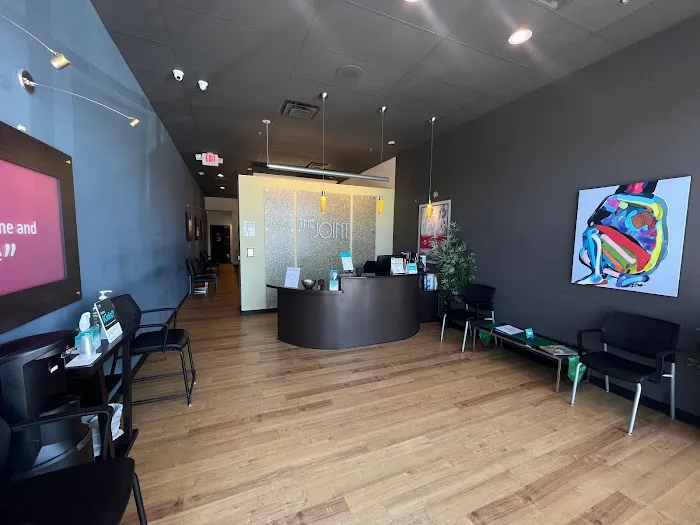 The Joint Chiropractic Picture 10