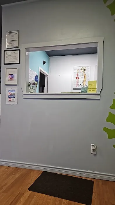 Injury Care Chiropractic Picture 8