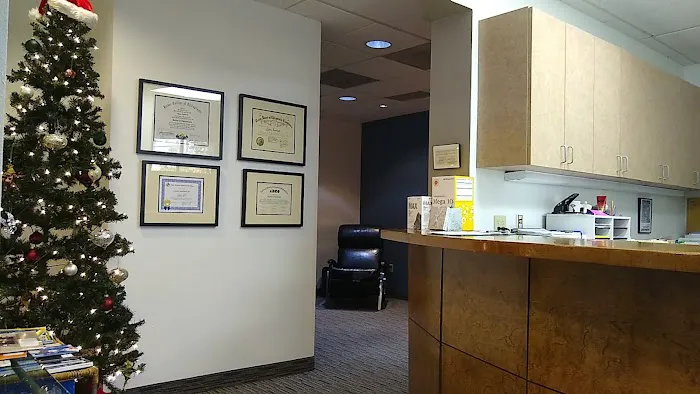 Uptown Chiropractic Picture 5