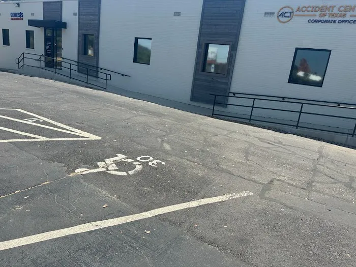 Accident Centers of Texas Corporate Office Picture 7