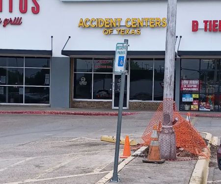 Car Accident Doctors - Accident Centers of Texas, S. Hampton