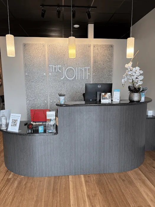 The Joint Chiropractic Picture 10