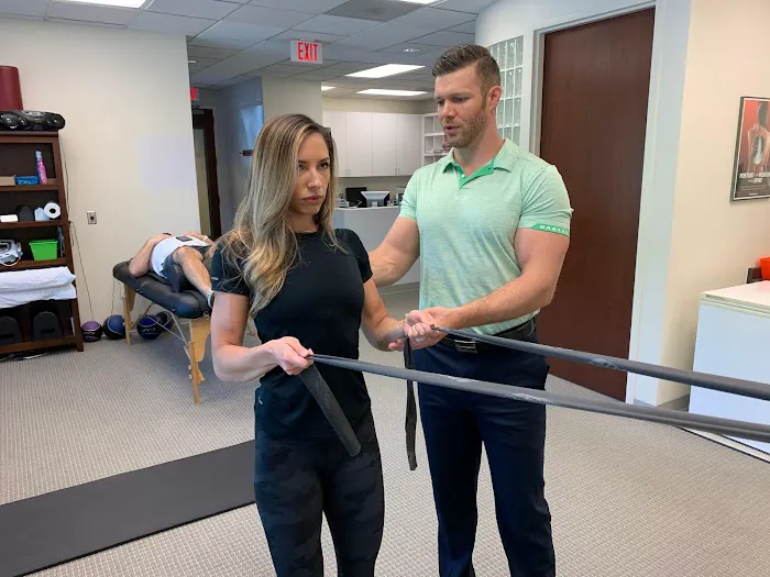 Raleigh Central Chiropractic & Rehab Picture 6