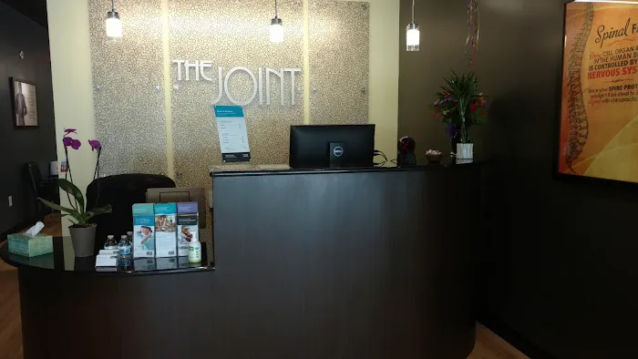 The Joint Chiropractic Picture 8