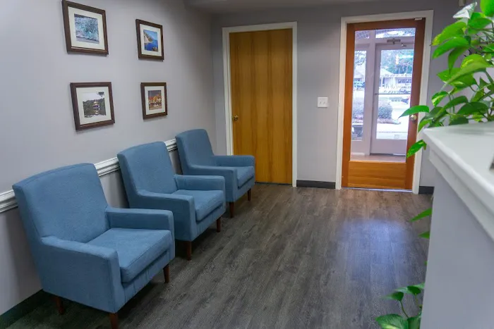 Ayres Chiropractic & Sports Injury Center Picture 4