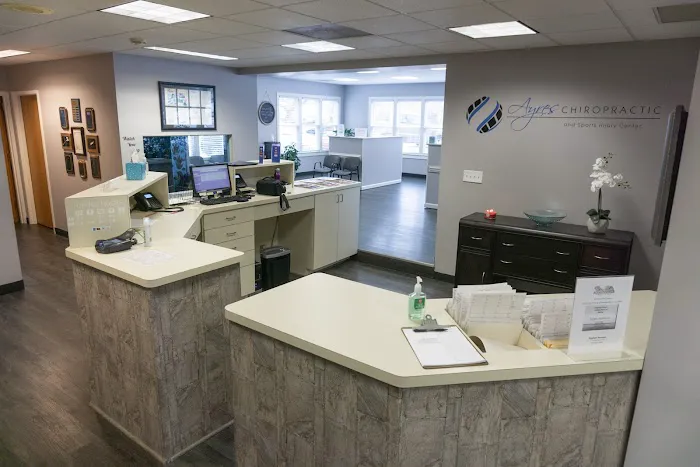 Ayres Chiropractic & Sports Injury Center Picture 7
