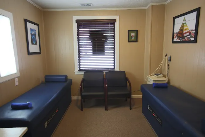 Clayton Chiropractic Picture 1