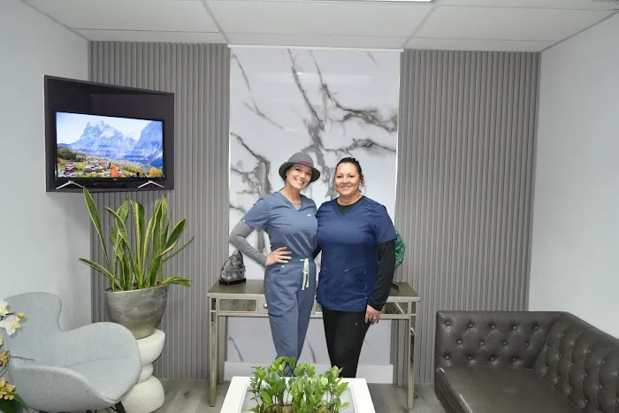 Shaker Spine & Sport Institute Picture 6