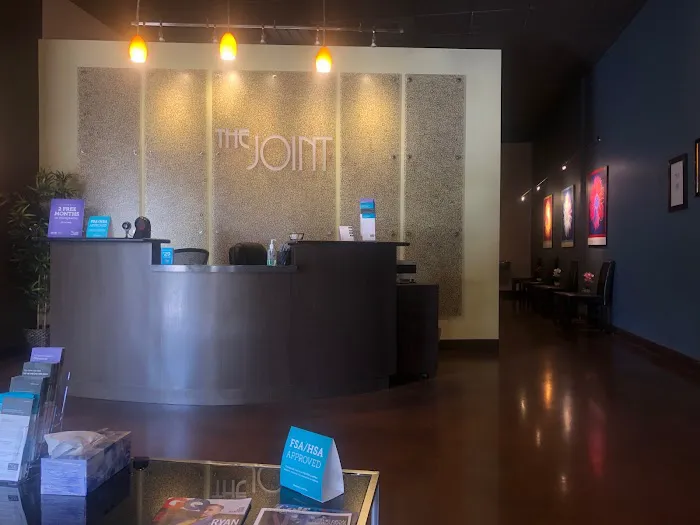 The Joint Chiropractic Picture 10