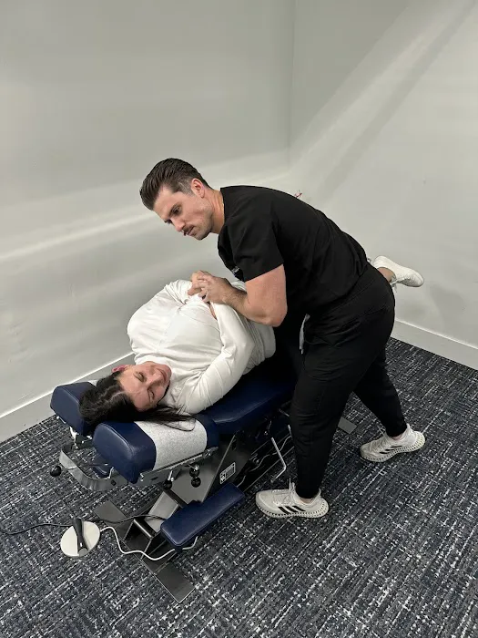 Limitless Life Chiropractic Picture 5