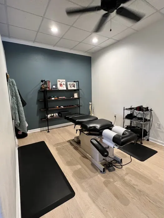 Axis Chiropractic and Rehab Center Picture 7