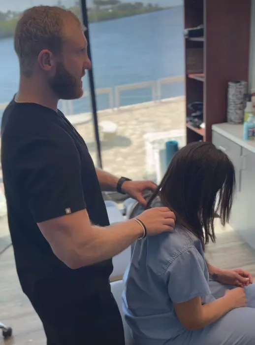 Altus Chiropractic Picture 6