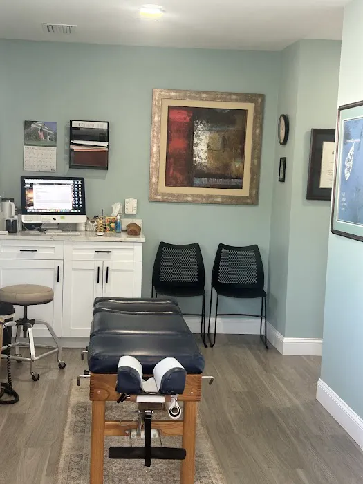 Edelson Chiropractic & Massage Picture 1