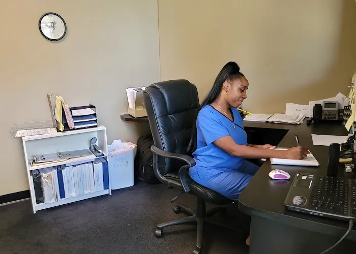 Chiro-Injury And Wellness LLC Picture 9