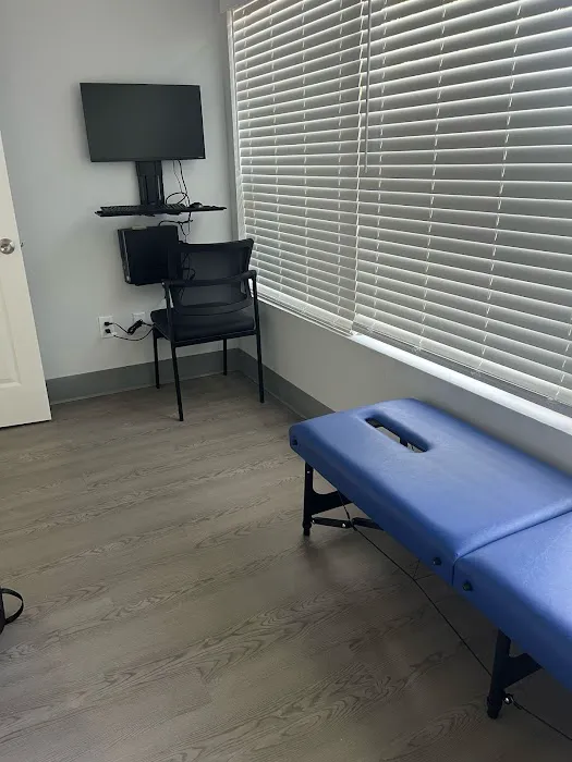Functional Spine Chiropractic & Rehab Picture 5