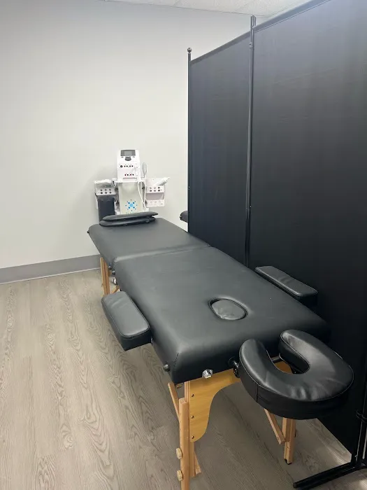 Functional Spine Chiropractic & Rehab Picture 6