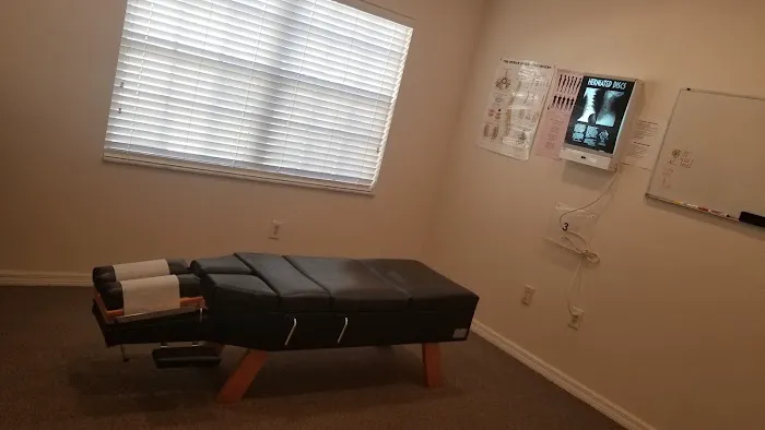 Healing Hands Chiropractic Picture 4