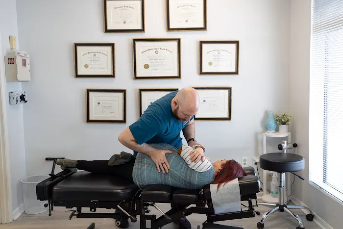 HealthSpine Chiropractic Picture 1