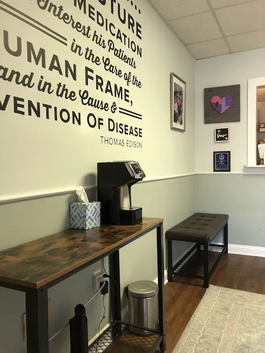 Active Care Chiropractic and Rehabilitation Picture 10