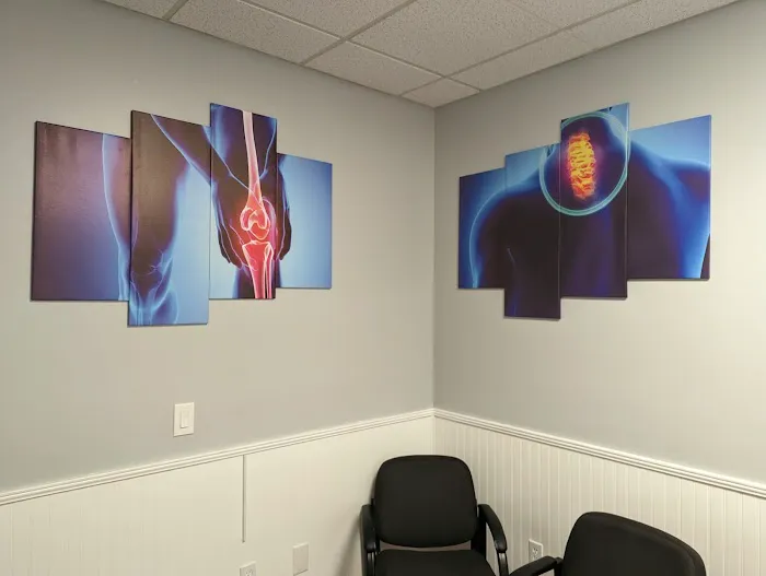 Platinum Chiropractic & Acupuncture Picture 4