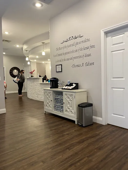 Valrico Spine and Rehab Center Picture 4