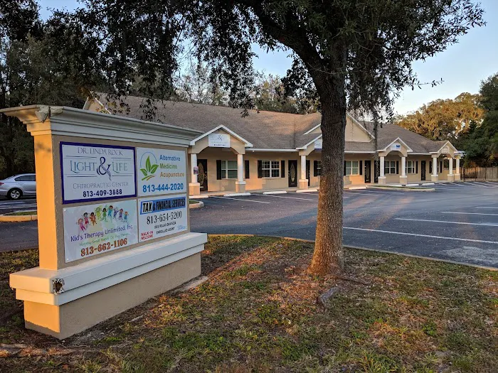 Light and Life Chiropractic Center, LLC Picture 6