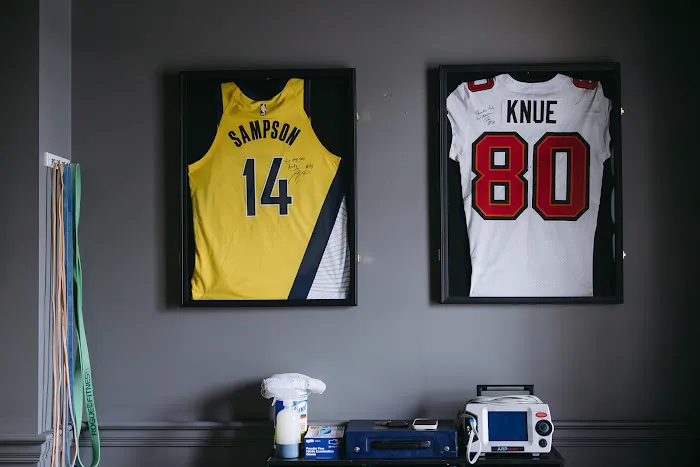 AWC Chiropractic & Sports Recovery Picture 5