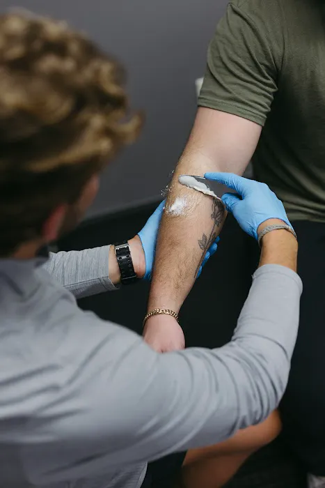 AWC Chiropractic & Sports Recovery Picture 3