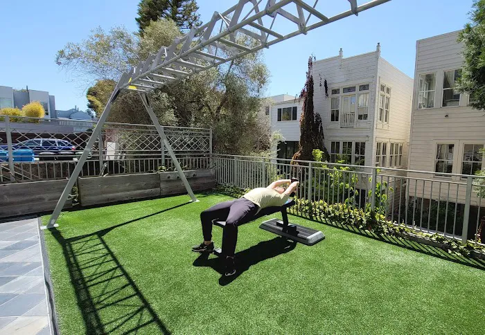 Louis Valencia, DC, CSCS Picture 7