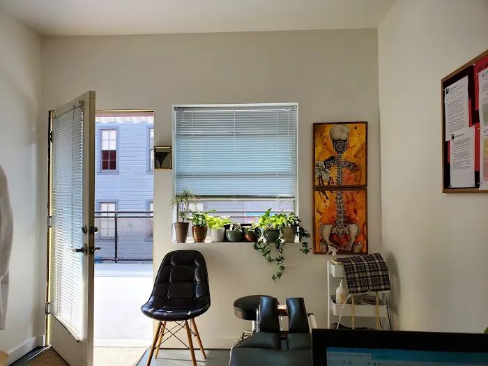 Armstrong Chiropractic Picture 1