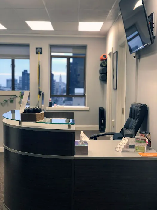 Premier Health Chiropractic - Market Street Picture 3