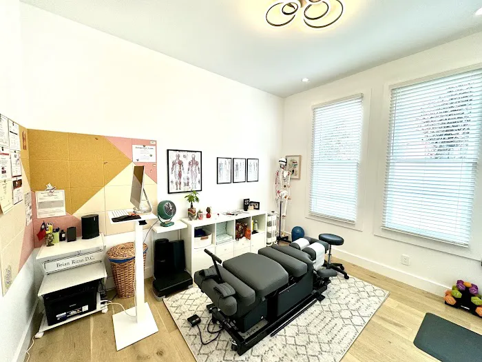 Midpoint Sports Chiropractic Picture 7