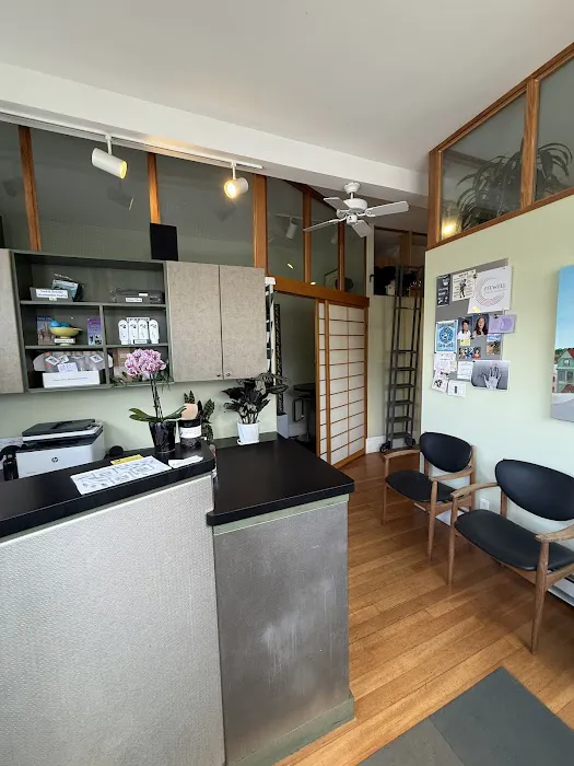 Daniel Fung Chiropractic and Sports Injury Solutions Picture 7