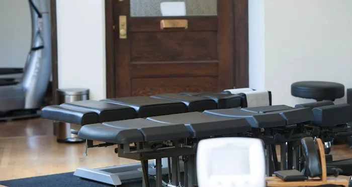 PostureWorks San Francisco Chiropractic Clinic Picture 5