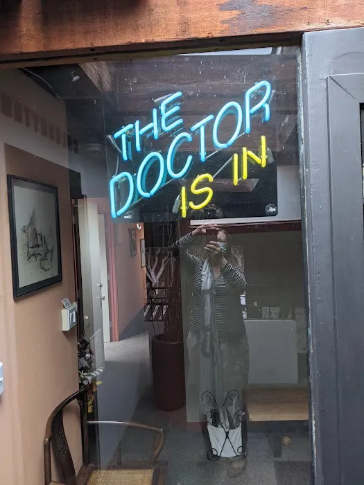Bleemer Family Chiropractic Picture 1