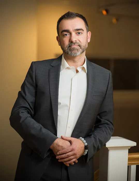 Momentum Chiropractic Clinic - Spine Pain Relief - Dr. Khanin Picture 4