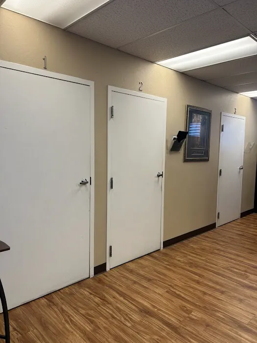 Aranibar Chiropractic Picture 7