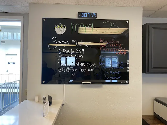 Aranibar Chiropractic Picture 3