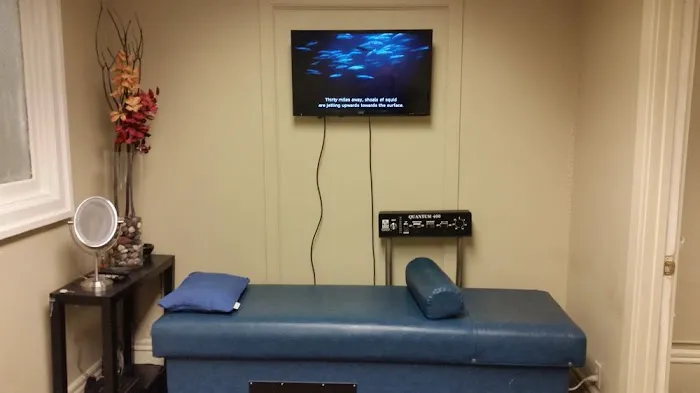 Ideal Health Chiropractic Picture 4