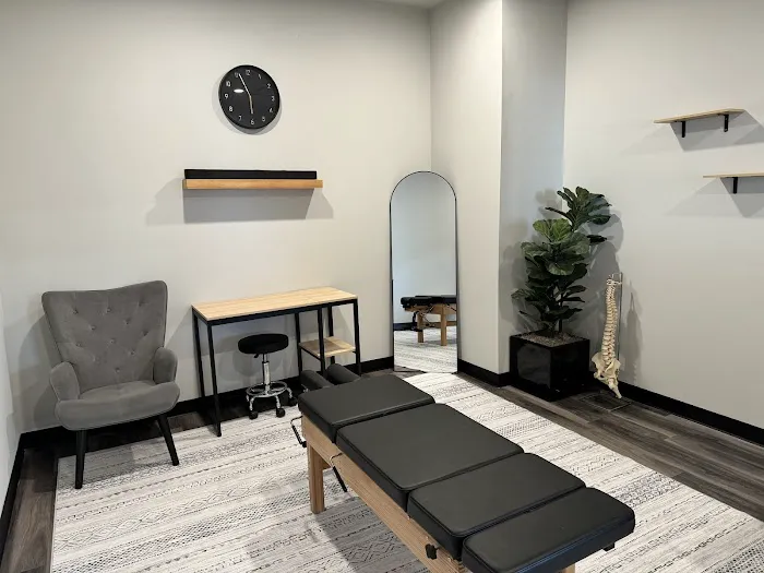 Champagne Chiropractic Picture 1