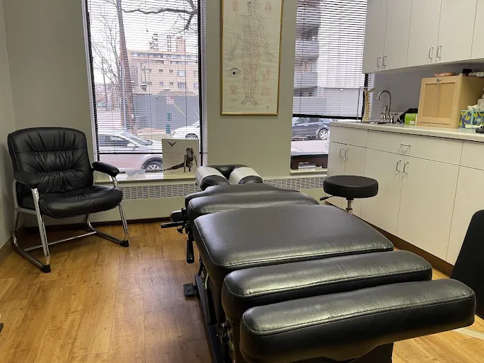 Governor's Park Chiropractic - Chiropractors in Denver Picture 4
