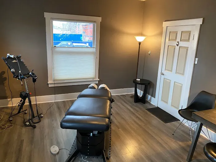 Uptown Denver Chiropractic Spine Sport & Injury Picture 5