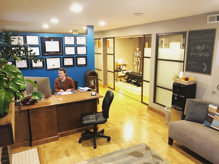 6th Avenue Chiropractic & Wellness Picture 5