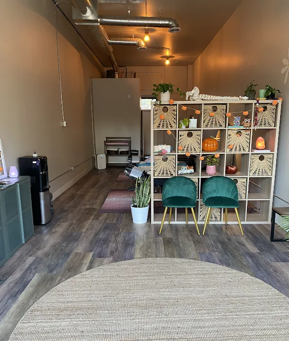 Calmbody Chiropractic Club Picture 10