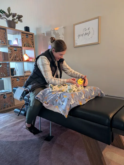 Calmbody Chiropractic Club Picture 6