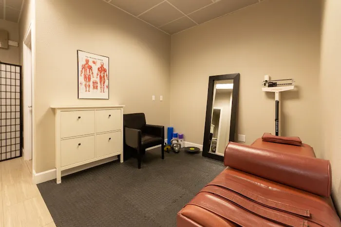 Colorado Chiropractic: Englewood's Chiropractor Picture 6