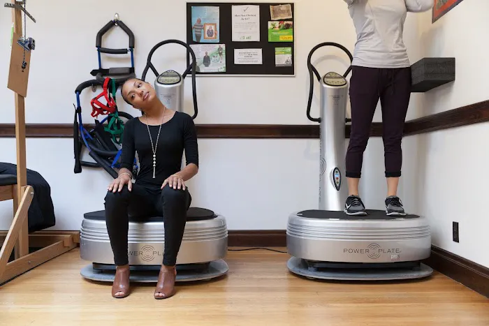 PostureWorks Lakewood Chiropractor Picture 9