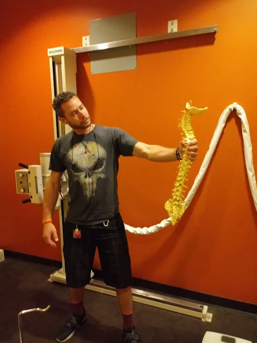 100% Chiropractic - Lakewood Picture 4